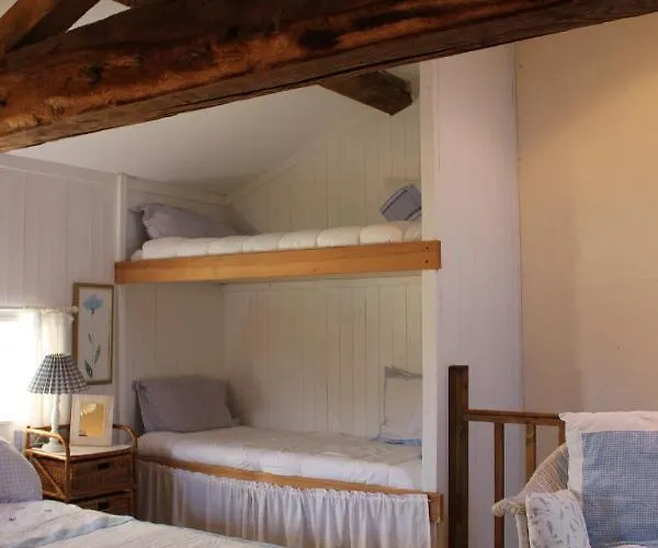 Charoul'hotes Et Roulotte Insolite Дом отдыха Saint-Andre-Sur-Sevre