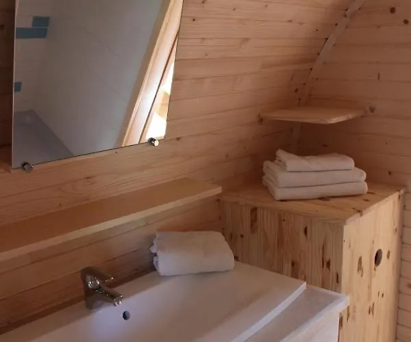 Дом отдыха Charoul'hotes Et Roulotte Insolite *